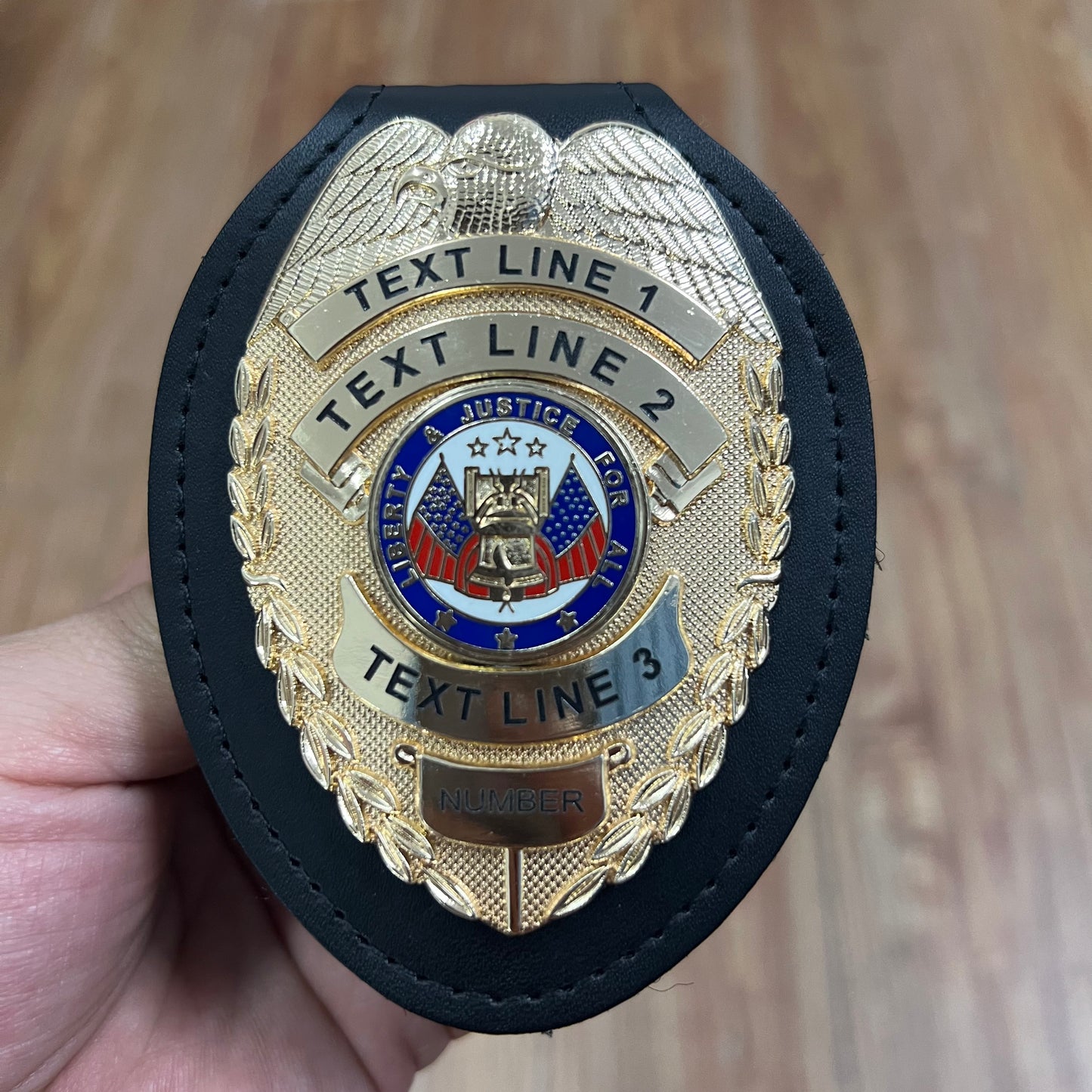 Customizable Badge TA02