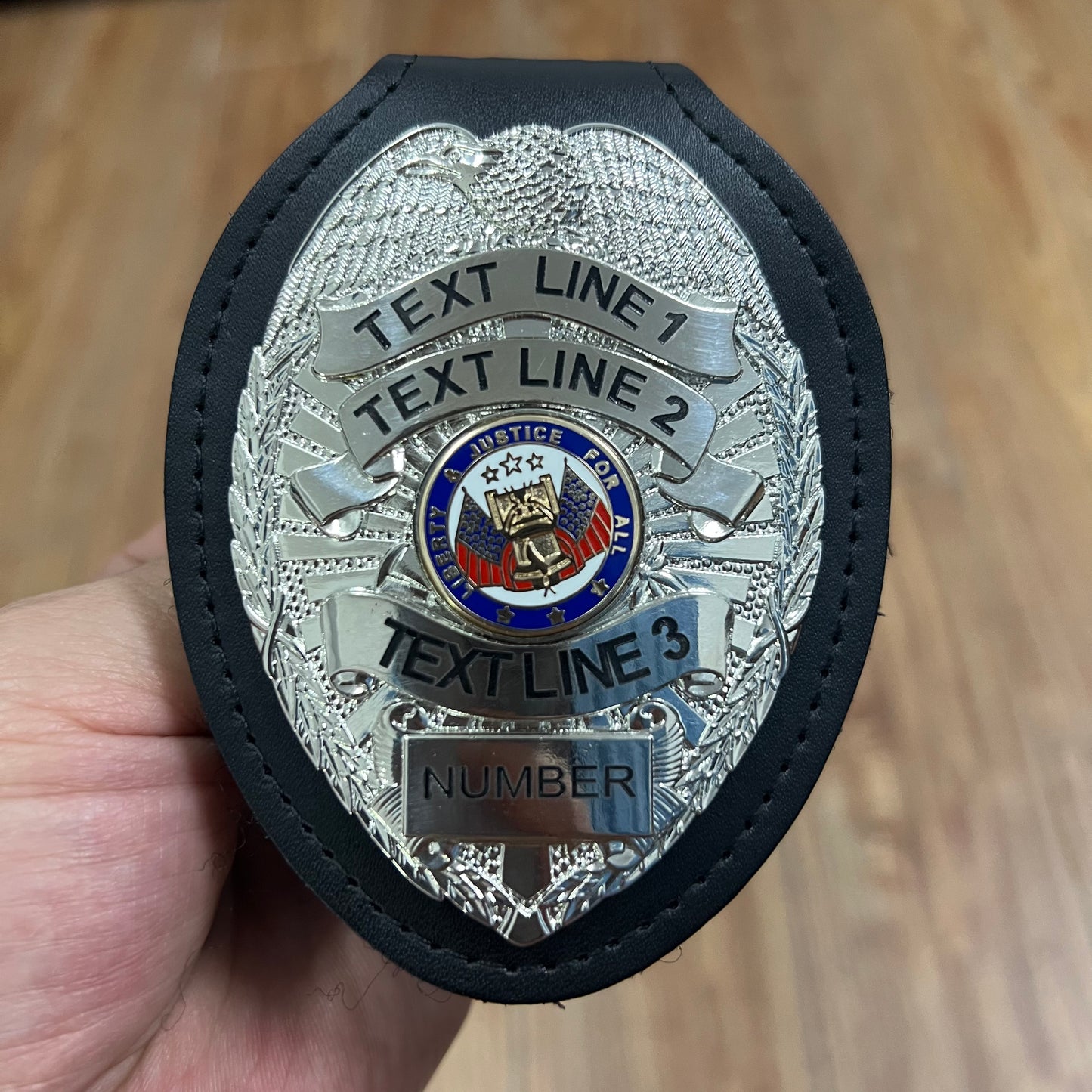 Customizable Badge TA20