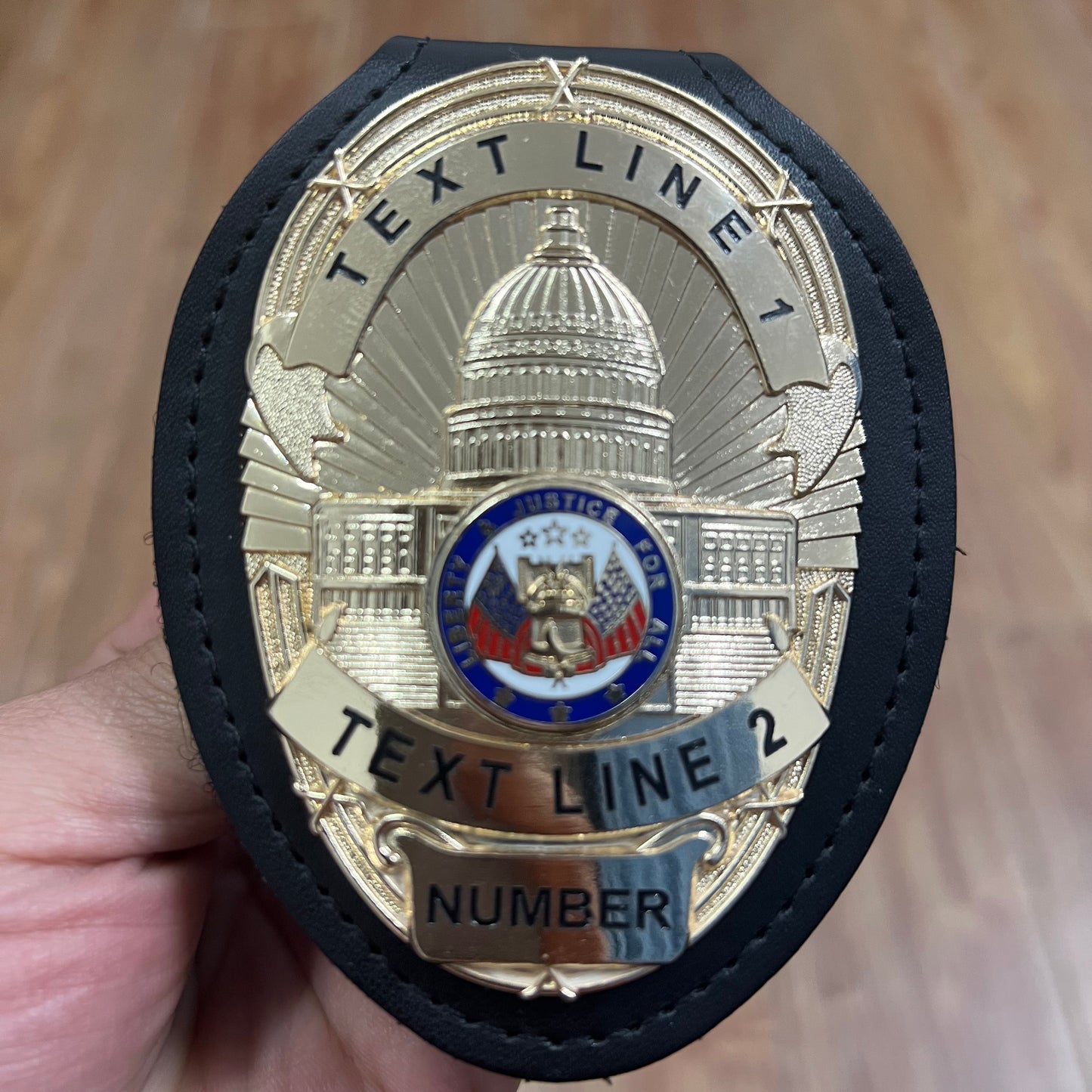 Customizable Badge TA05